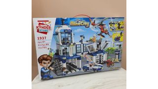 Лего Конструктор Полицейский 731 деталей