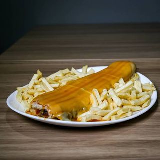 Francesinha Poveira à Clave