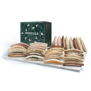 30 Sándwiches Fríos (Ideal para 7 Personas)