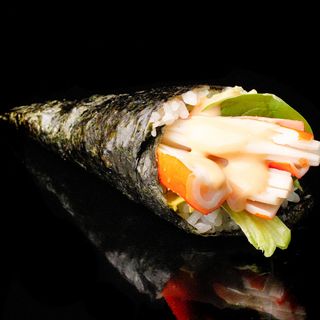 92-Temaki de surimi