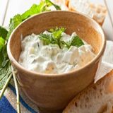 Млечна салата (200г)