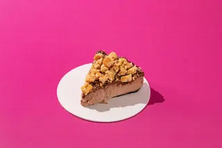 Tarta De Queso Porción Nutella Y Gofre