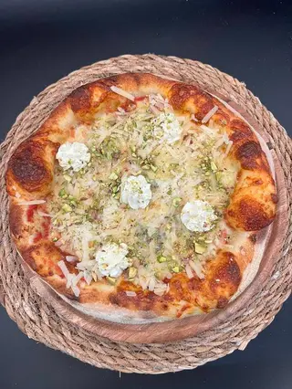 Pizza De 4 Quesos (32 Cm.)