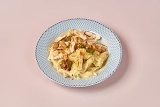 Pesto genovezze di polo pasta