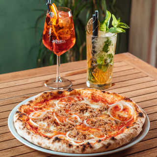 pizza tonno e cipolla (32 cm.)