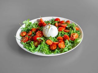 Burrata con tomate cherry 