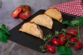 Empanada Caprese (1 Ud.)