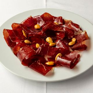 Cecina de buey, ligeramente ahumada