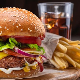 Big egg cheese Burger + soda