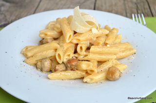 Paste carnivore cu sos alb 350g