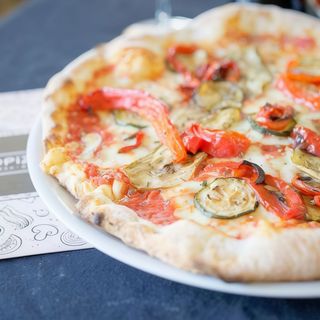 Pizza Clásica Vegetariana (33 Cm.)