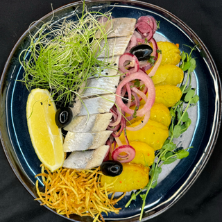 Оселедець з картоплею (100/100/20г)