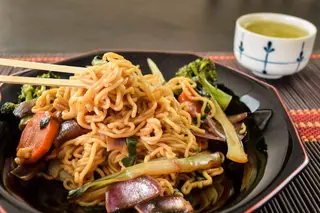 43. Spaghetti soba con verdura