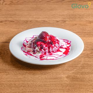 Papanasi cu gem si smantana