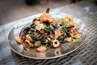 Tagliatelle al Nero di Seppia e Frutti di Mare 300g