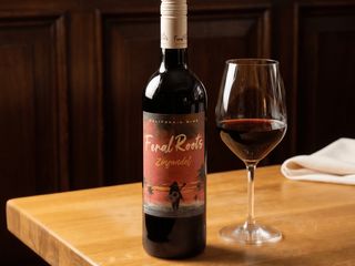 Feral Roots "Zinfandel" сухе, червоне США (750ml)