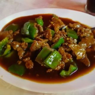 Ternera con Pimientos Verdes