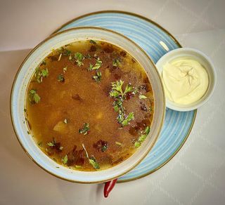 Ciorbă de văcuţă