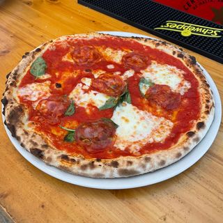 Pizza Margherita Salame Picante