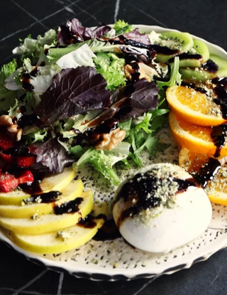 Ensalada de burrata