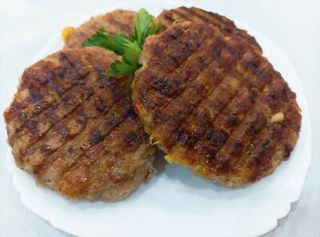 Татарско кюфте (220г)