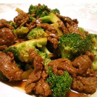 35A.- Ternera Con Brócoli