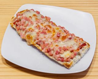 Panini de jamón y queso