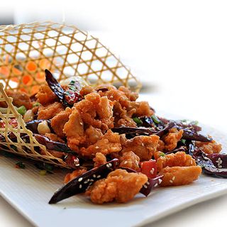 Pollo Frito A La Sichuanesa