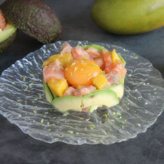 Tartar de Salmón y Mango.