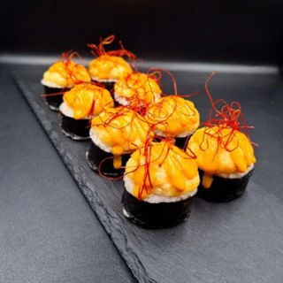 Рол запечений з тунцем (320г)