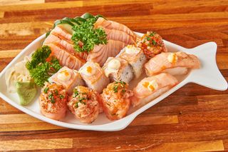 Combinado de Salmão Braseado 16 Peças