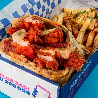 Makloub Chicken Cajun (Spicy)