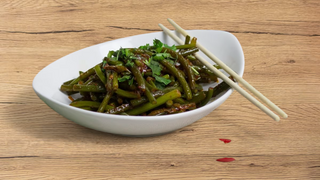 Салат из чесночных стрелок