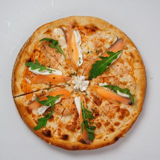 Пицца с семгой