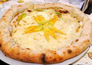 Pizza fiorilla