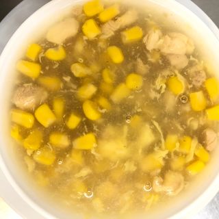 A15. Sopa De Maíz Con Pollo