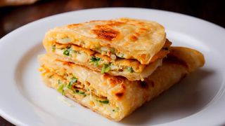 Cheese vegetable chapati