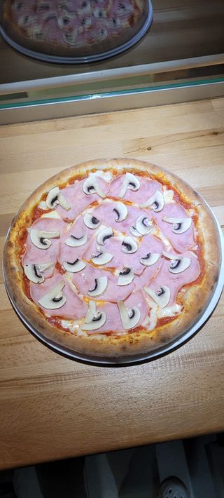 Pizza Prosciutto e Funghi Ø32cm