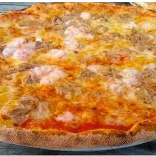 Pizza De Atún Y Gambas (Mediana)