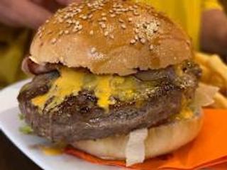 Cheese burger double + patatine fritte