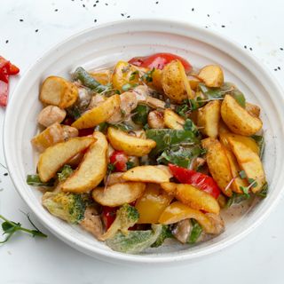 Куриная грудка в нежном соусе