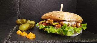 Ин Ям Пита Бургер (400гр.)