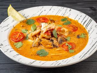 Суп з морепродуктами (400гр)