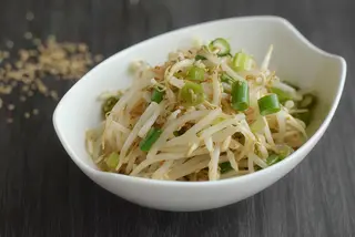 Ensalada De Brotes De Soja