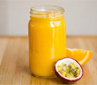 orange shake passion fruits