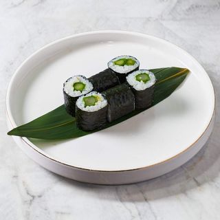 Hosomaki ogórek + sezam