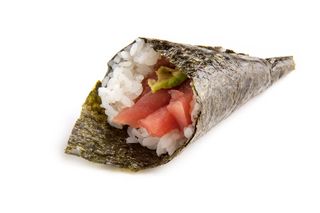 111. Temaki maguro