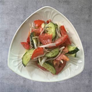 Свежий салат