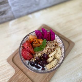 Yogurt bowl