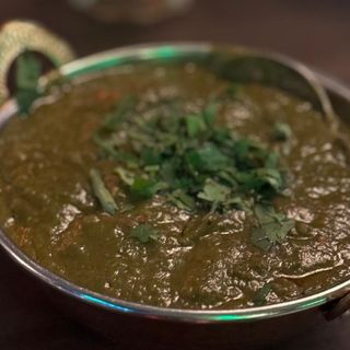 Saag Alu